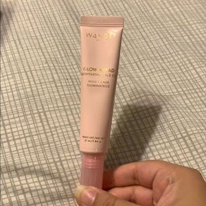 Wander glow ahead facial oil